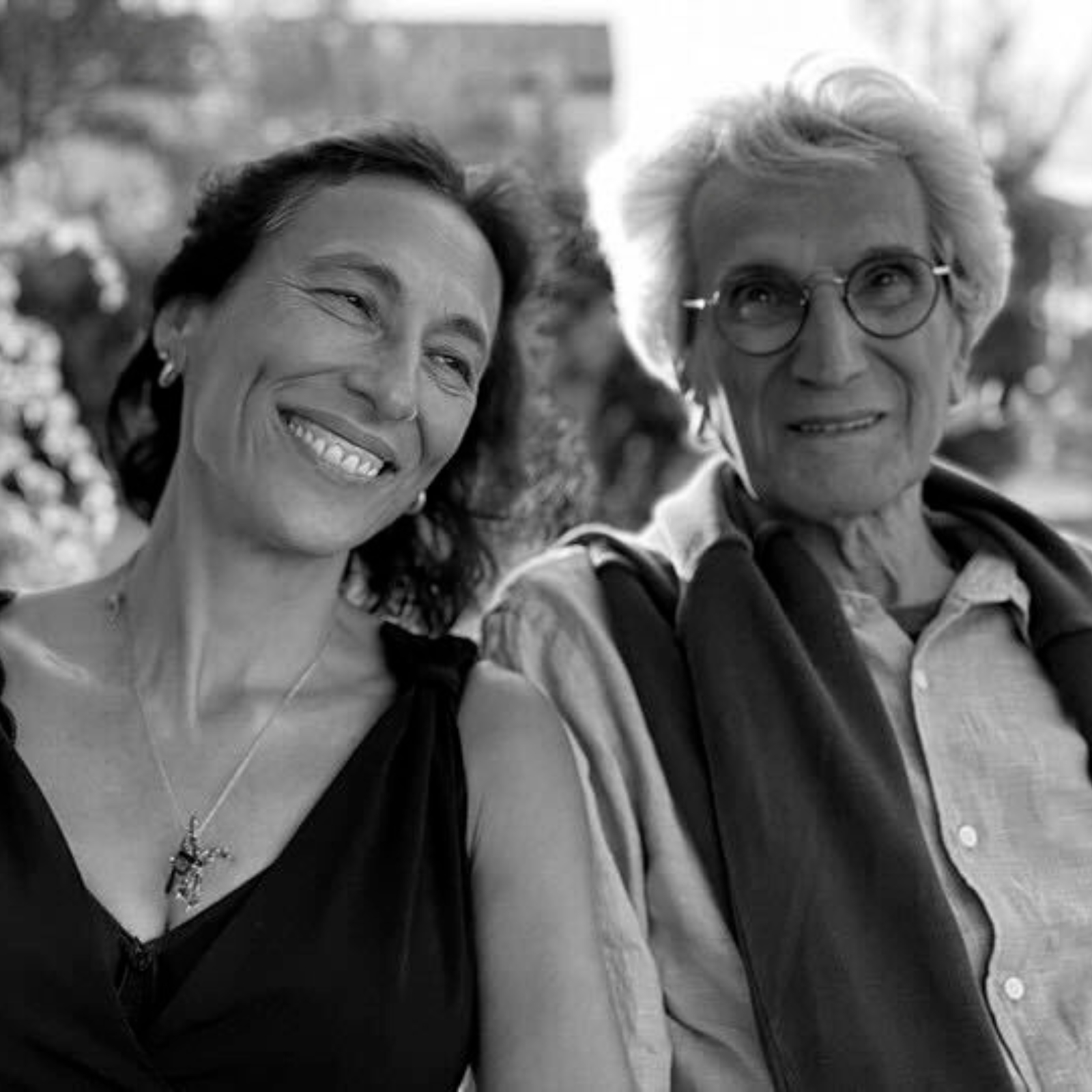 Un padre e una figlia impigliati nella Storia