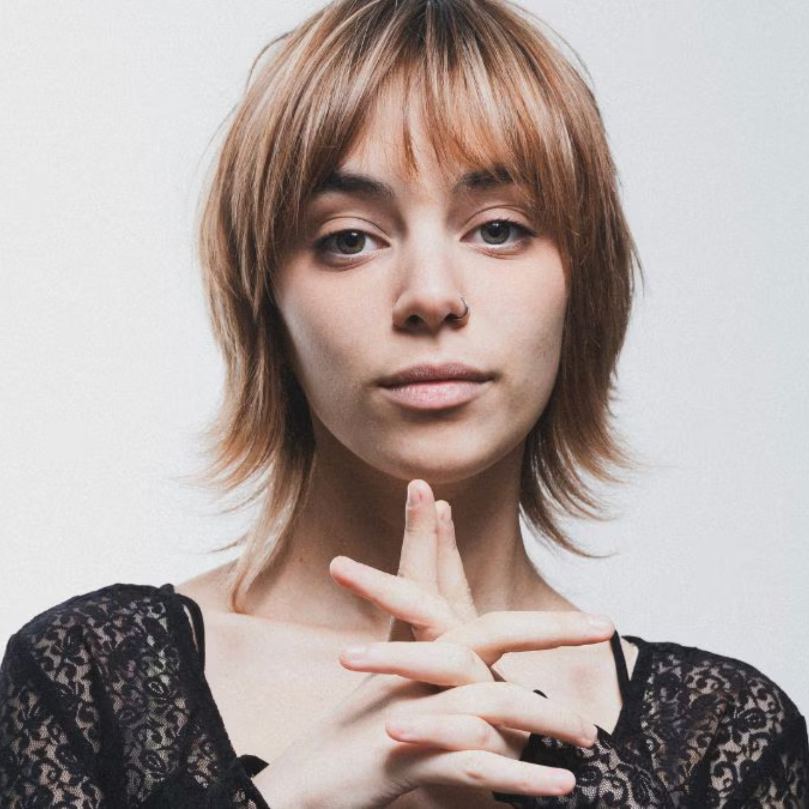 Dopo la vittoria a X Factor un silenzio lungo 5 anni: Casadilego racconta il suo (nuovo) esordio