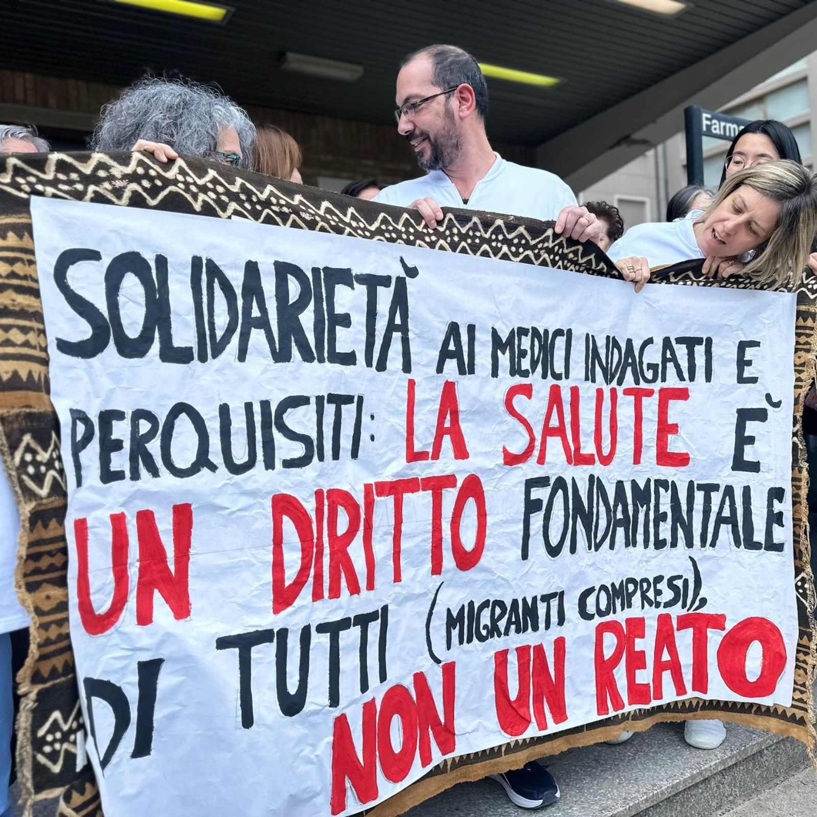 Inchiesta su medici e Cpr: la società civile e le associazioni compatte a sostegno dei sanitari