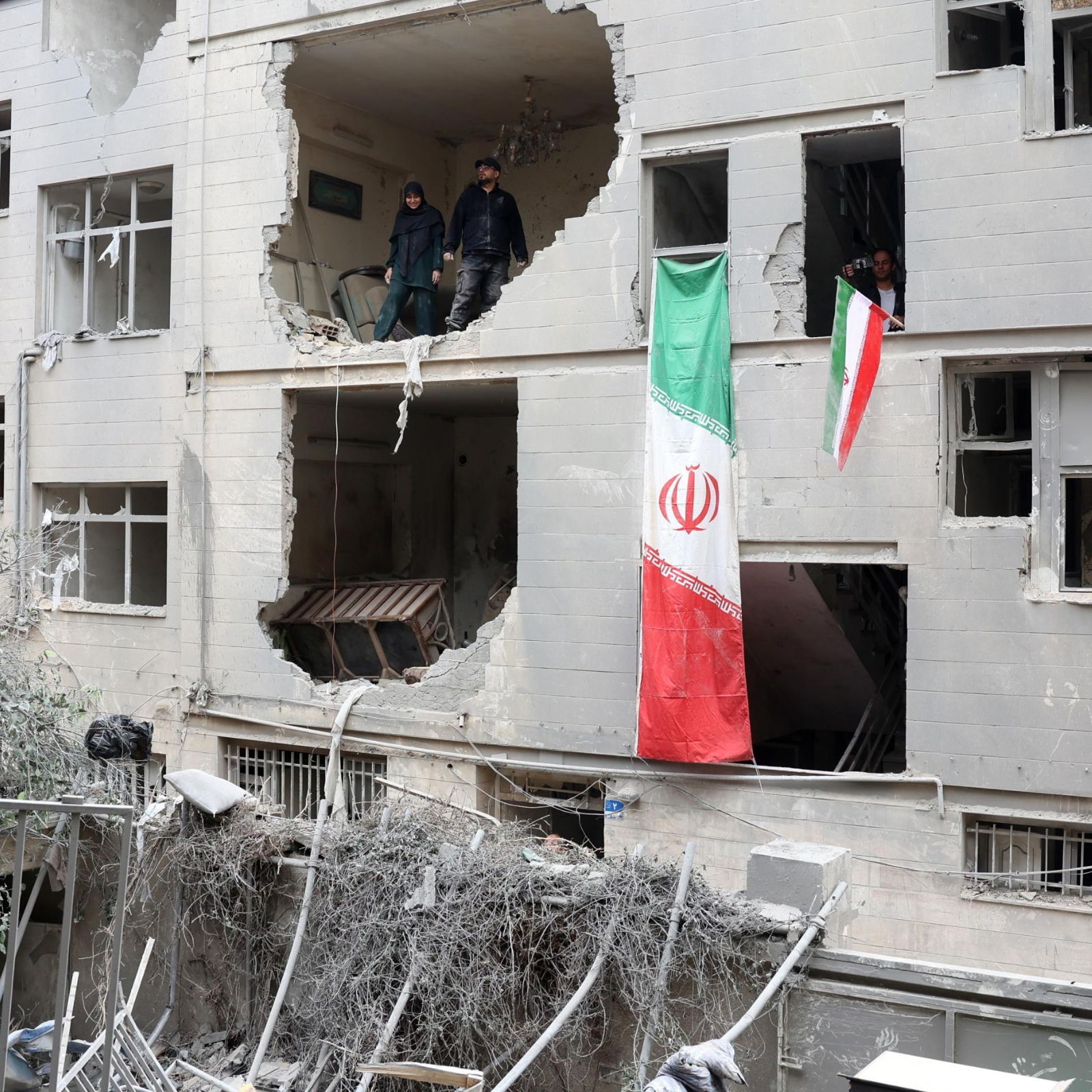 Iran. La guerra non funziona: il regime si radicalizza e Trump perde consenso