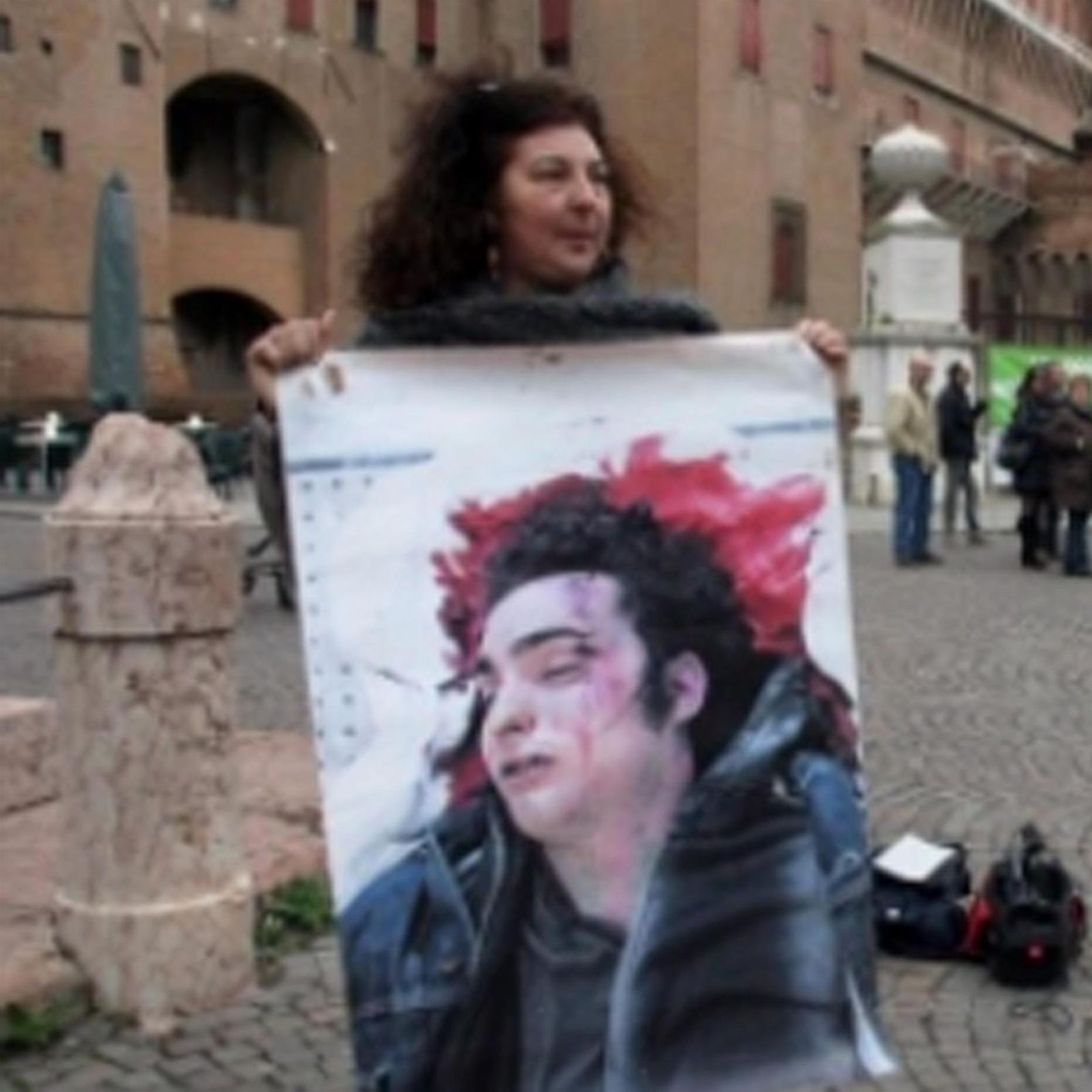 "Oggi come allora, perché non si sono fermati un attimo prima?": parla Patrizia Moretti, madre di Federico Aldrovandi