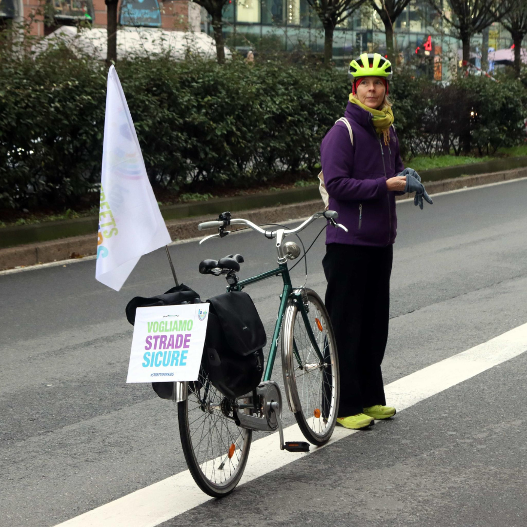 L'allarme di Sala sulle piste ciclabili senza protezione a Milano