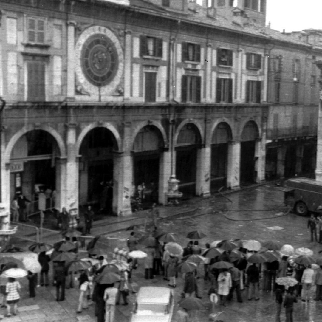 50 anni fa la strage fascista e di stato di Piazza Della Loggia a Brescia: intervista a Manlio Milani